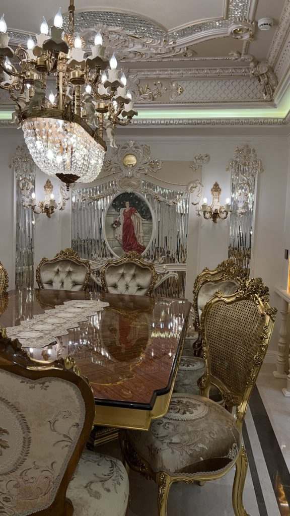 شوروم مبلمان کلاسیک